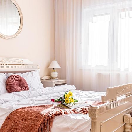 Nala Central Apartment Arad Kültér fotó